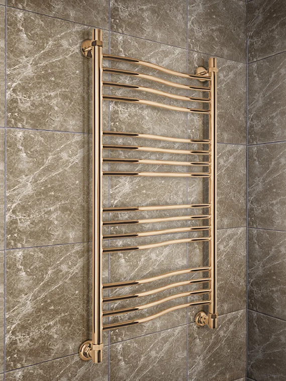 Fluid - водяной полотенцесушитель слегка изогнутой формы цвета бронза