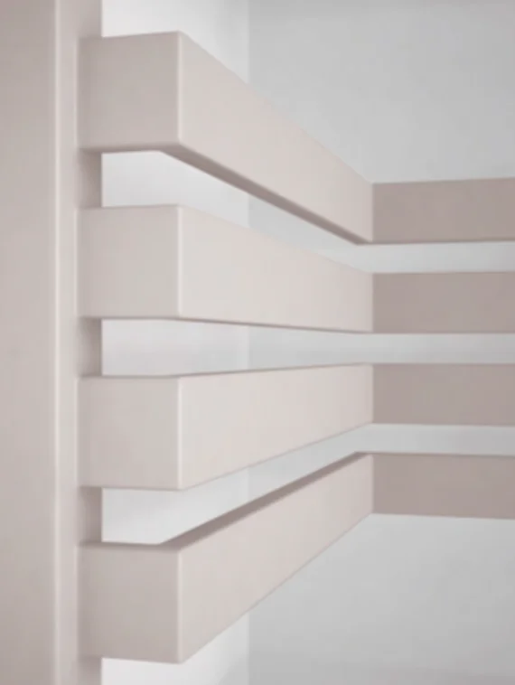 Incorner - угловой полотенцесушитель водяной или электрический.