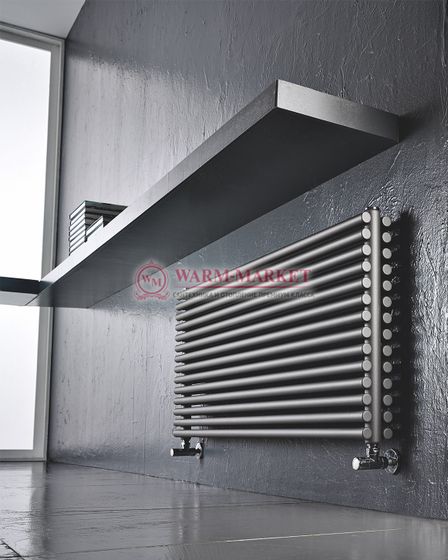 Вертикальный дизайн радиатор Antrax IT AV 25 s/d