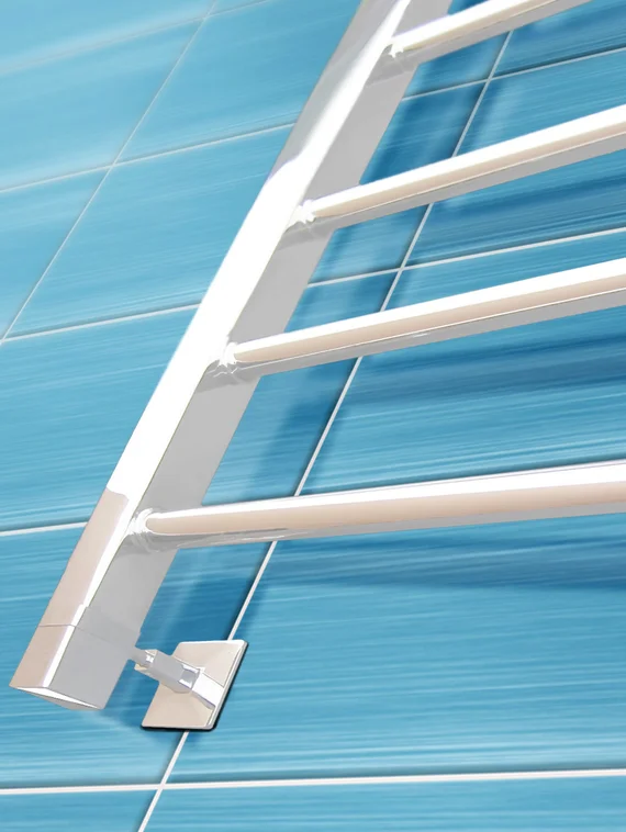 Classic - электрический полотенцесушитель с квадратными вертикалями