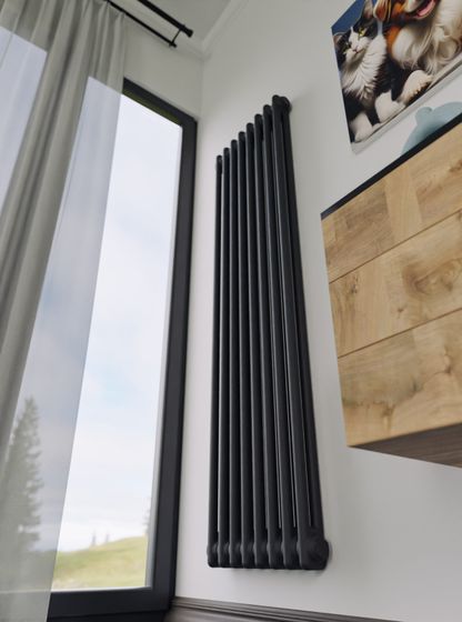 Bronto Pipe 2160 - двухтрубный трубчатый радиатор высотой 1600 мм, нижнее подключение