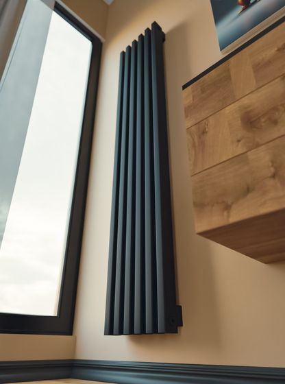 Bronto Plex V - вертикальный трубчатый радиатор высотой 1500 мм, нижнее центральное подключение