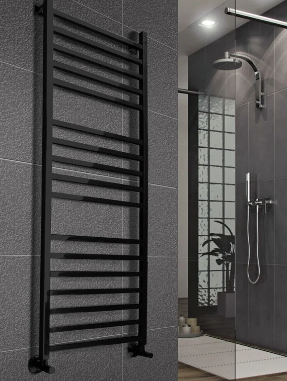 Quatro - полотенцесушитель с квадратным профилем