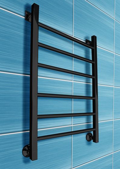 Classic S - узкий полотенцесушитель шириной 300 мм. черный