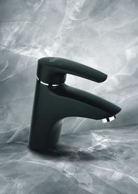 Timo Beverli Black - черный смеситель для раковины классика