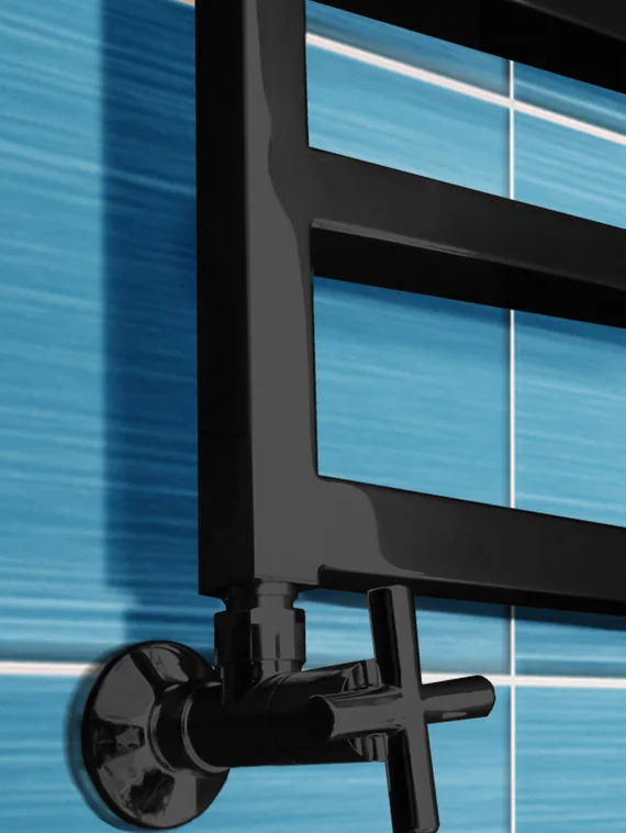 Ancona - водяной  дизайн полотенцесушитель квадратной формы