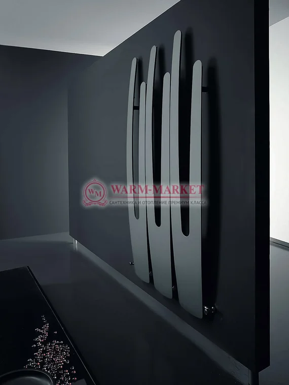 Вертикальный дизайн радиатор Antrax IT Vu