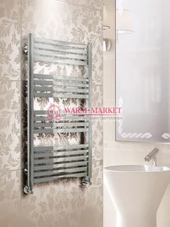 Toscana E - электрический полотенцесушитель с квадратным профилем.