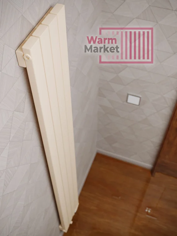 Axxinot Adero 30х60 V - вертикальный водяной радиатор высотой 800 мм, 8 секций