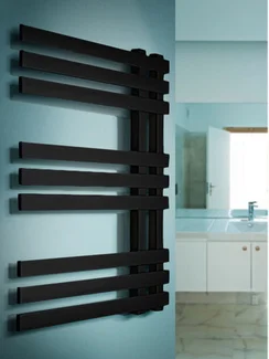 Vega Black - черный дизайн полотенцесушитель оригинальной формы с квадратным профилем