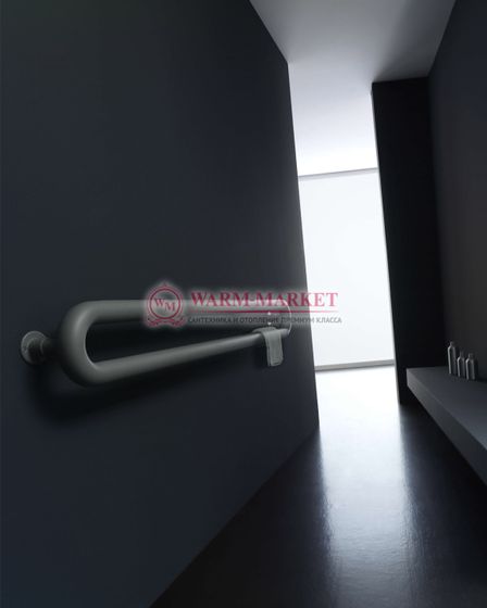 Вертикальный дизайн радиатор Antrax IT Tubone