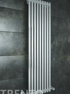 Trento  - водяной дизайн полотенцесушитель с прямоугольными вертикалями.