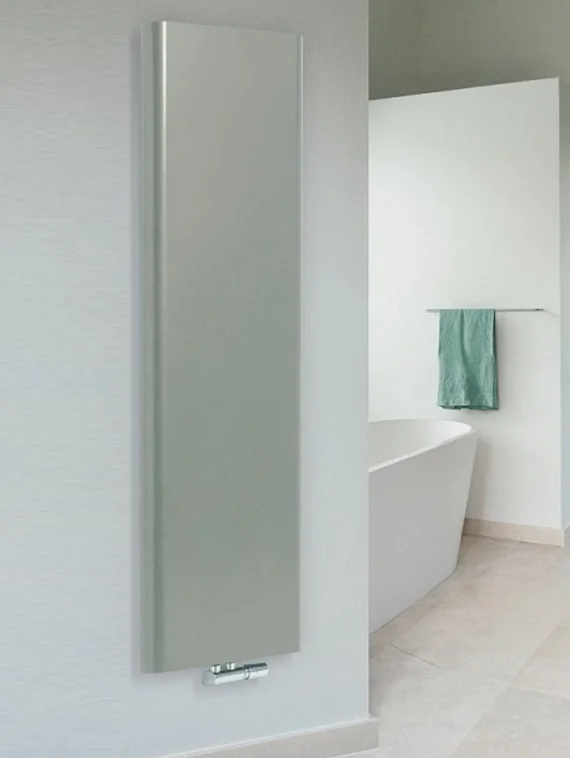 Purmo Paros V 11 1950 - вертикальный гладкий радиатор с закругленными углами