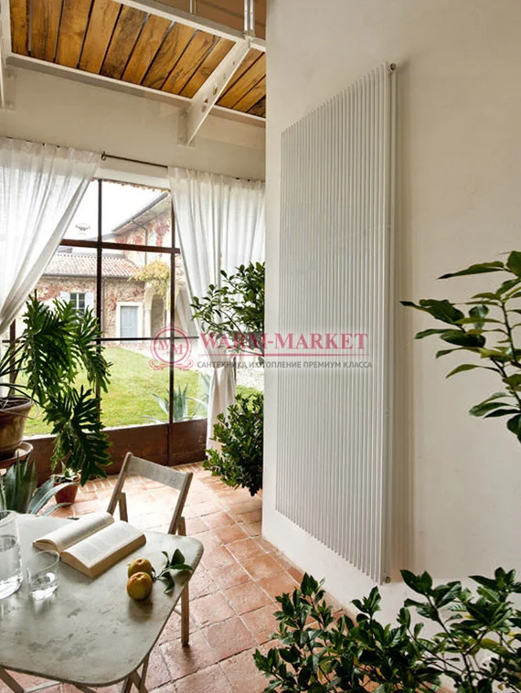 Вертикальный дизайн радиатор Caleido Canarino