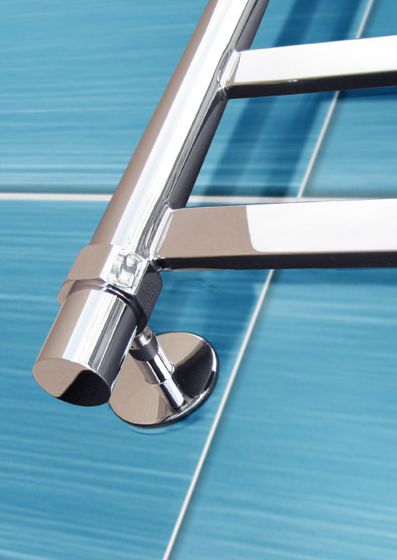 Maxima - полотенцесушитель круглым и квадратным профилем