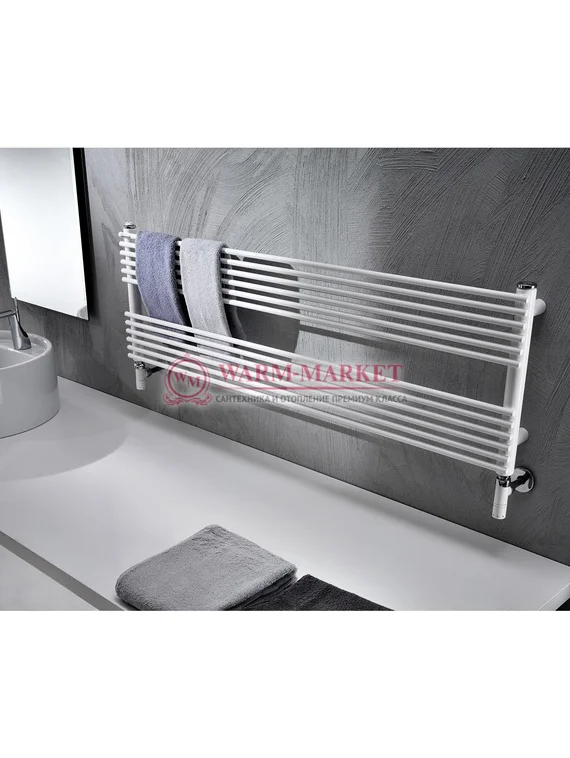 Горизонтальный дизайн радиатор Antrax IT Bdo 13