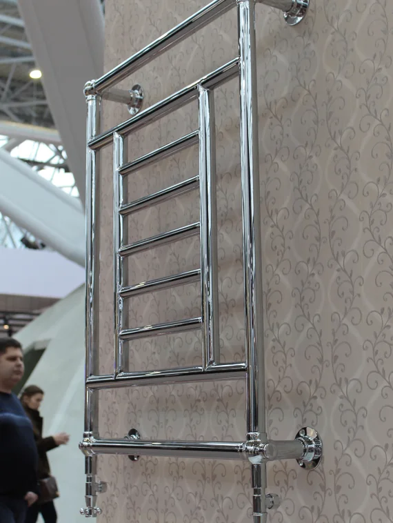 Cezares Salerno - классический полотенцесушитель в стиле ретро