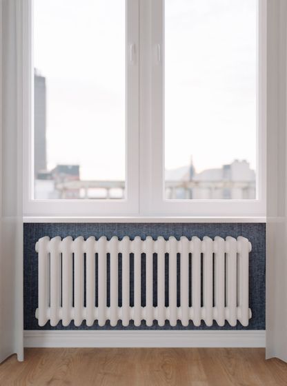 Bronto Pipe 3050 - трехтрубный трубчатый радиатор высотой 500 мм, нижнее подключение