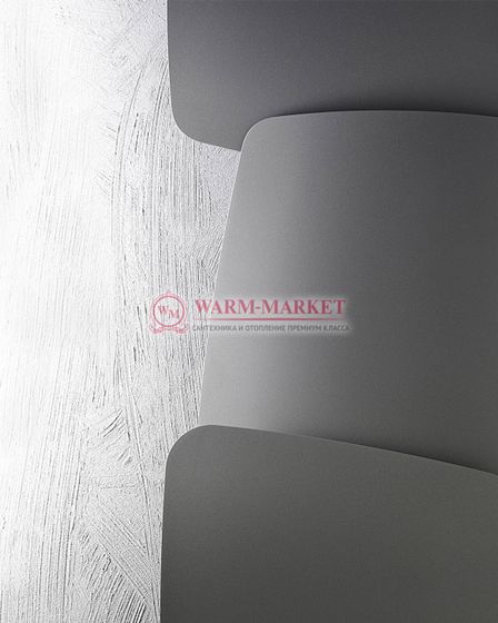 Вертикальный дизайн радиатор Antrax IT Scudi