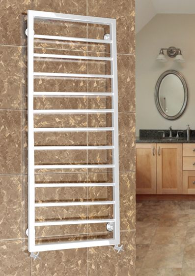 Corsa - водяной дизайн полотенцесушитель с квадратными и круглыми формами