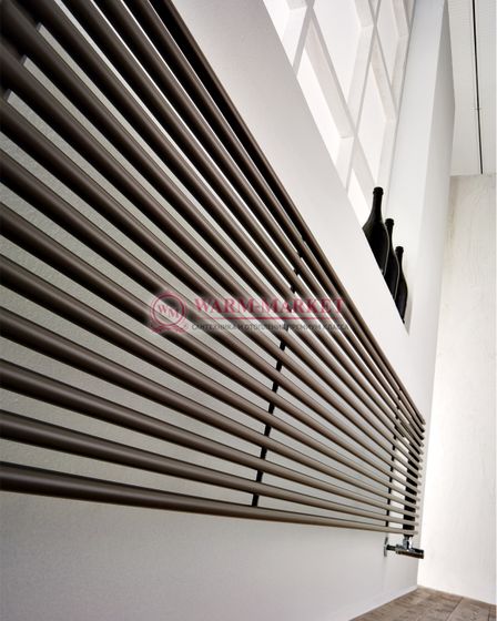 Вертикальный дизайн радиатор Antrax IT AV 13 s/d