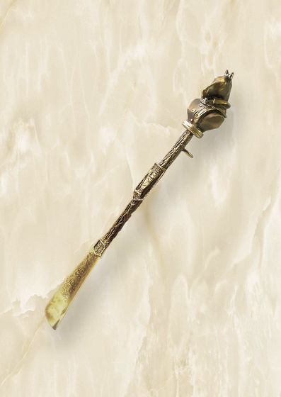 Бронзовая ложка для обуви &quot;Hog&quot;.