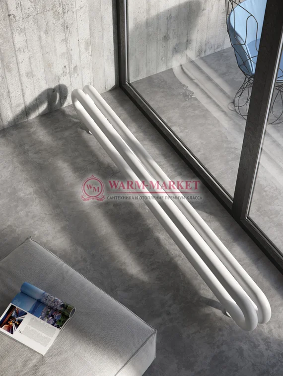 Вертикальный дизайн радиатор Antrax IT Tubone