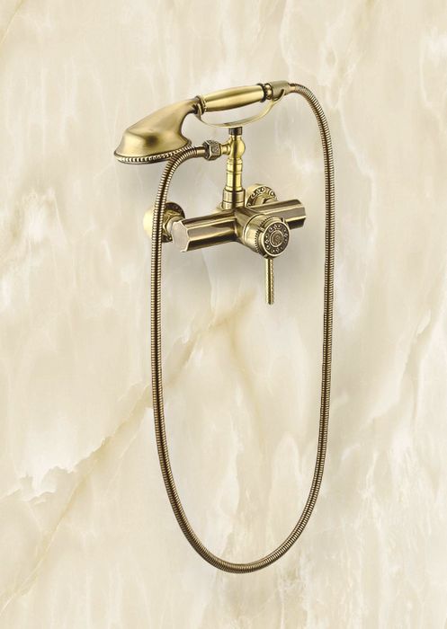 Бронзовый смеситель для ванны с душем в ретро стиле без излива | Фото