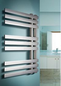 Vega - дизайн полотенцесушитель оригинальной формы с квадратным профилем