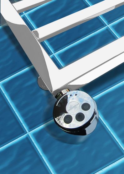 Bergamo White  - белый дизайн полотенцесушитель с квадратным профилем