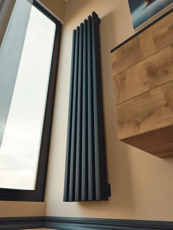 Bronto Plex V - вертикальный трубчатый радиатор высотой 1250 мм, нижнее правое подключение