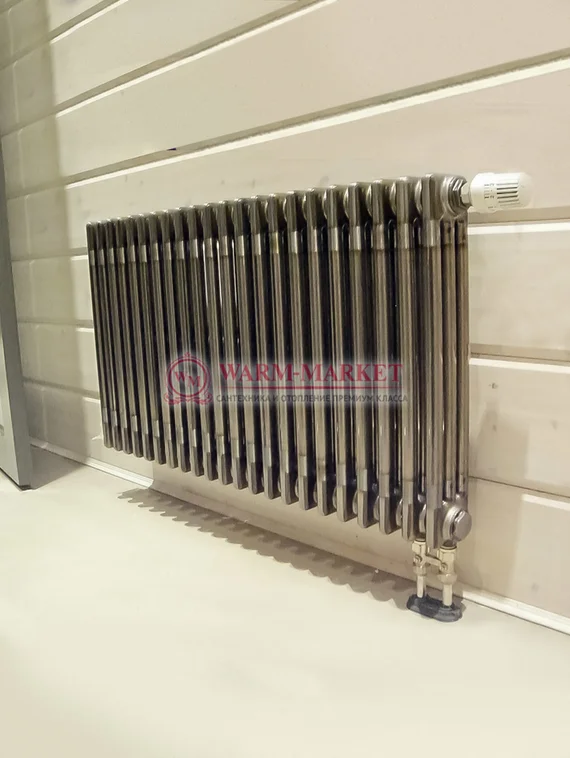 Радиатор Zehnder Completto Technoline 3057 №V001 TL в цвете прозрачный лак с нижним подключением