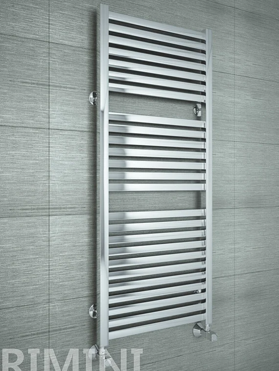 Rimini E - дизайн полотенцесушитель с прямоугольными горизонталями цвета хром.