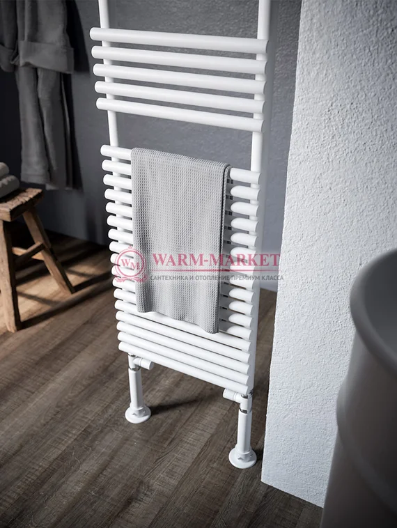 Вертикальный дизайн радиатор Antrax IT BD 25 s/d