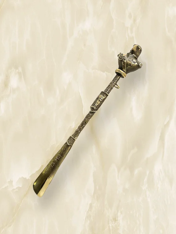 Бронзовая ложка для обуви "Eagle".