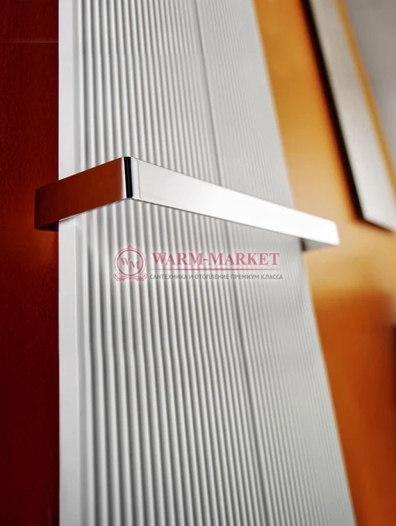 Вертикальный дизайн радиатор Antrax IT Loft