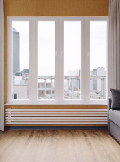 Bronto Plex Z - горизонтальный трубчатый радиатор шириной 2000 мм, боковое подключение