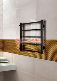 Vega black - Черный водяной полотенцесушитель с боковым подключением