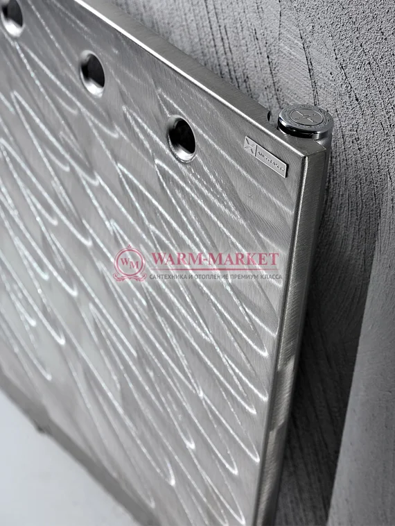 Вертикальный дизайн радиатор Antrax IT Flat