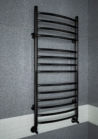 Classic Lux Black - черный полотенцесушитель слегка выгнутый вперед