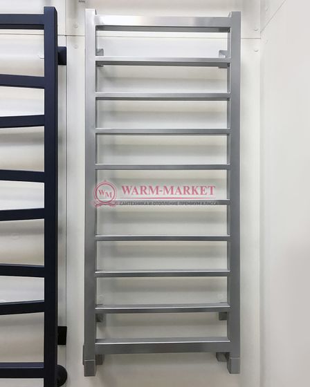 Quadro-20 - водяной дизайн-полотенцесушитель из нержавеющей стали