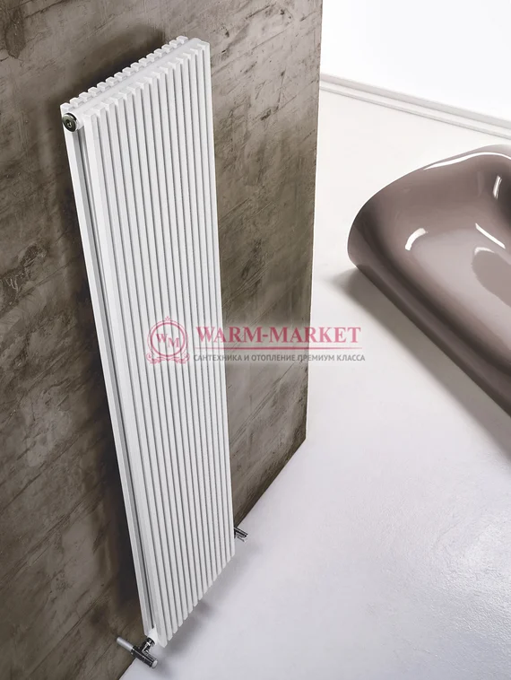 Вертикальный дизайн радиатор Antrax IT Trim