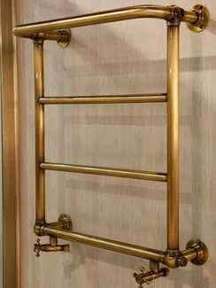 Cezares Taranto - полотенцесушитель в стиле ретро