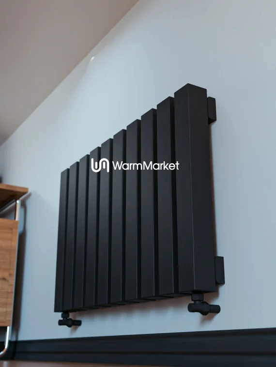 Bareng Livian V 600 - вертикальный трубчатый радиатор высотой 600 мм, нижнее разнесенное подключение