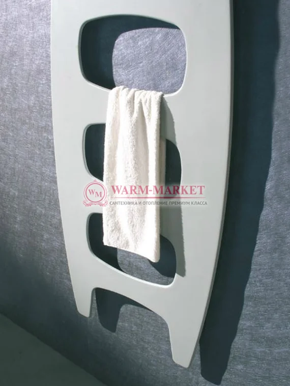 Вертикальный дизайн радиатор Cordivari Movie