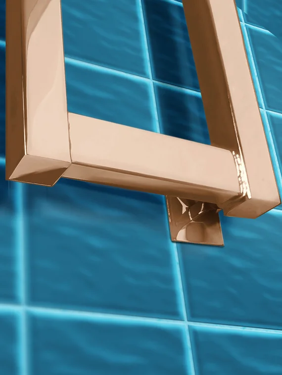 Optima Bronze  - бронзовый дизайн полотенцесушитель с боковым подключением квадратный профиль