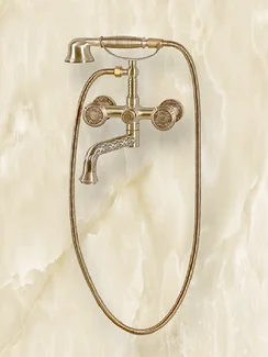 Бронзовый смеситель для ванны с душем в ретро стиле c резным изливом