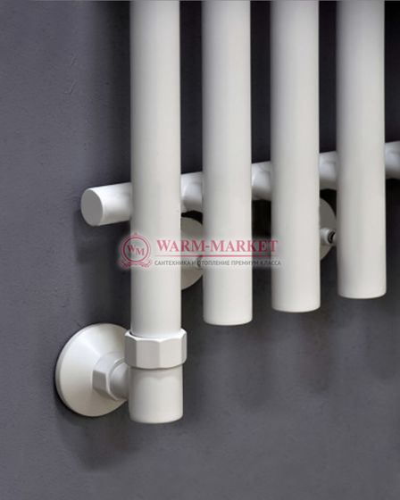 Tune - водяной дизайн-полотенцесушитель из нержавеющей стали