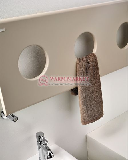 Вертикальный дизайн радиатор Antrax IT Treo