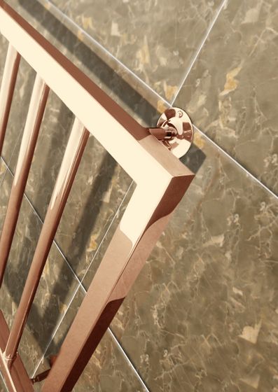 Corsa Bronze - бронзовый дизайн полотенцесушитель с квадратными и круглыми формами